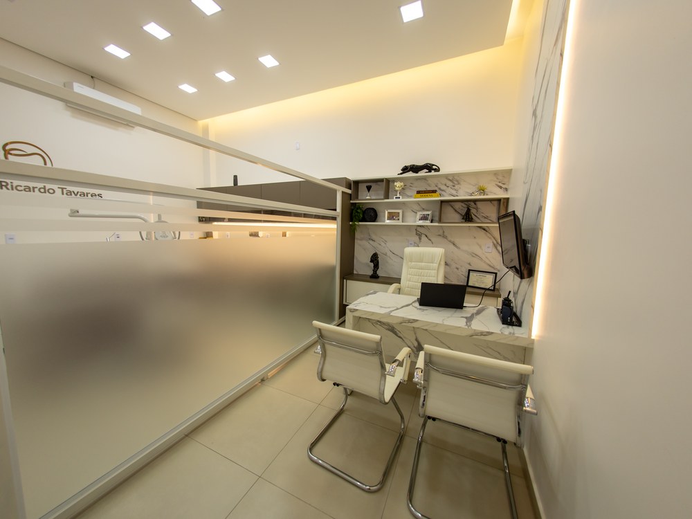 Sala de atendimento do consultório em Campos Gerais