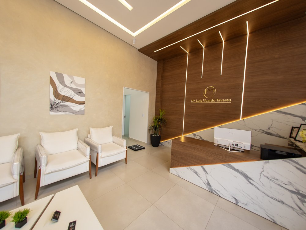 Recepção e sala de espera do consultório em Campos Gerais
